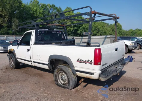 1998 GMC Sierra 2500 Hd Sl z USA, uszkodzony, nr VIN 1GTGK24R4WZ532594
